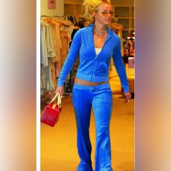 Juicy Couture Y2K Royal Blue Tracksuit No Flaws - Picture 3 of 14